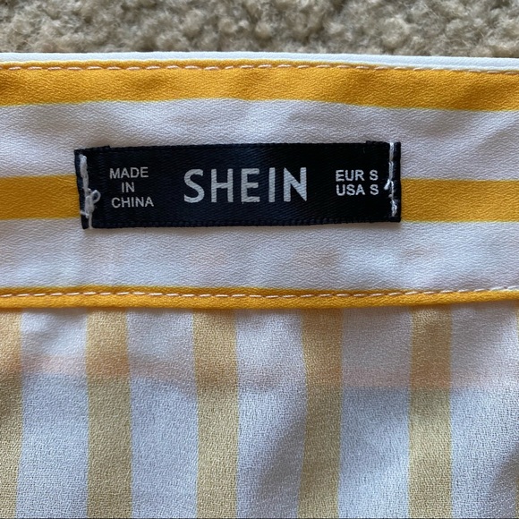 Off the shoulder yellow striped button down - Picture 3 of 4